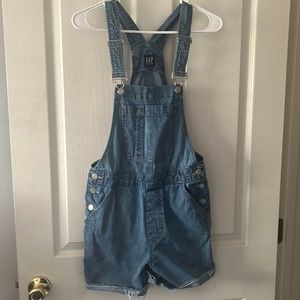 Gap Denim Shortalls with Washwell size XS
